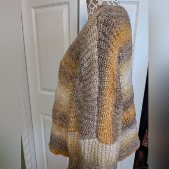 POL Ombre Fuzzy Cropped Sweater Brown Tan Cream oversized Cozy Fall Vibe - Picture 3 of 7